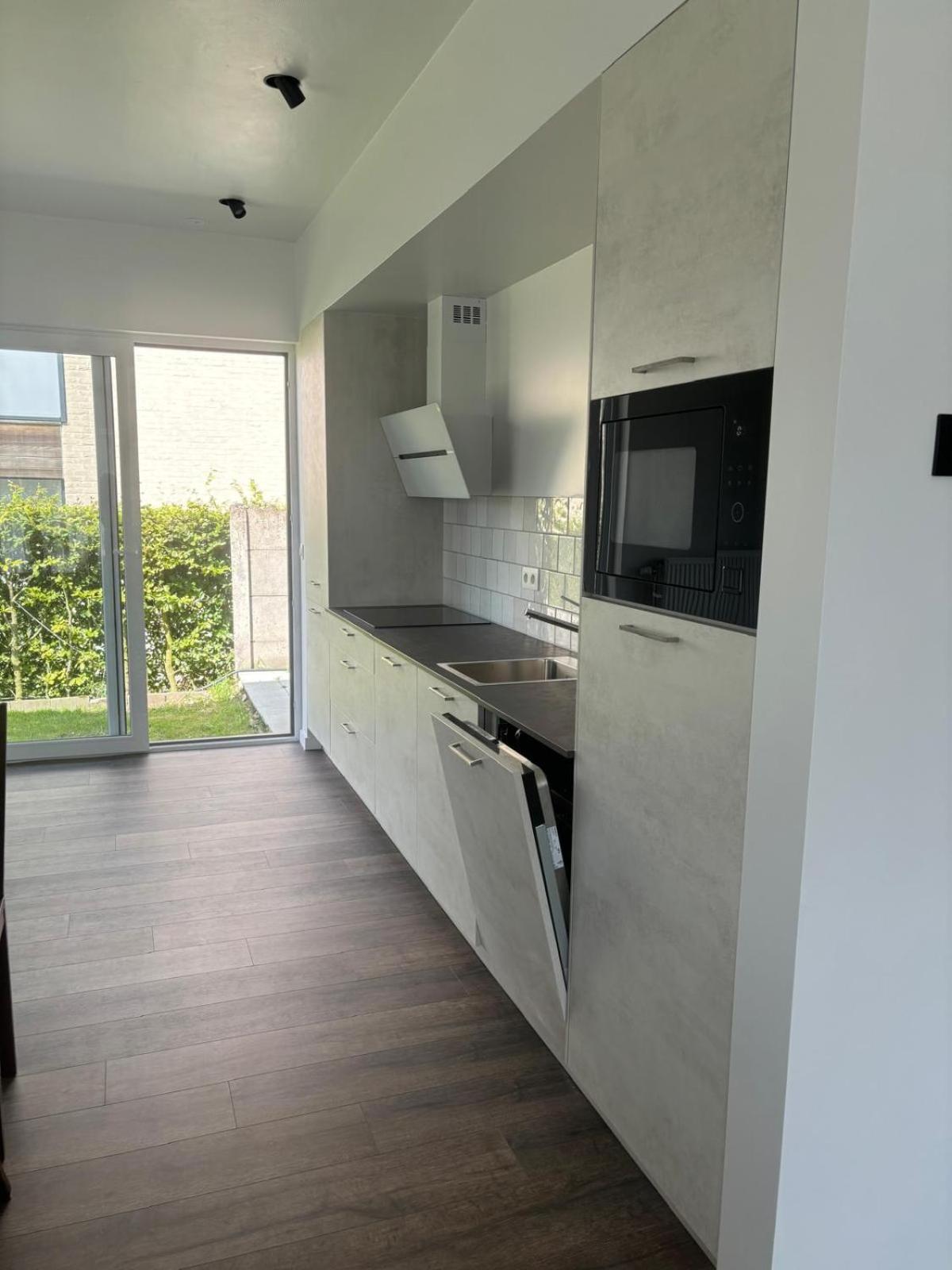B&B Casa Roman & Vakantiewoning Voor 1 Pers Tot Max 32 Personen Zonhoven ภายนอก รูปภาพ