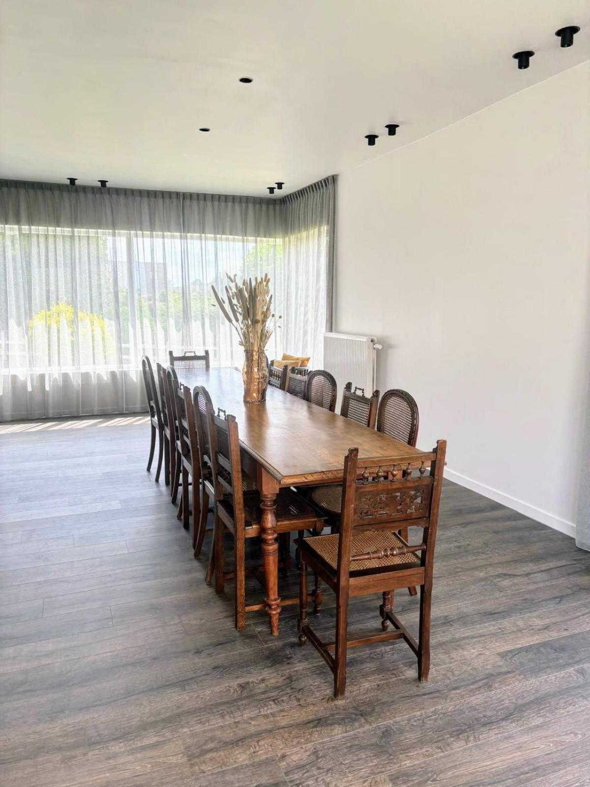 B&B Casa Roman & Vakantiewoning Voor 1 Pers Tot Max 32 Personen Zonhoven ภายนอก รูปภาพ