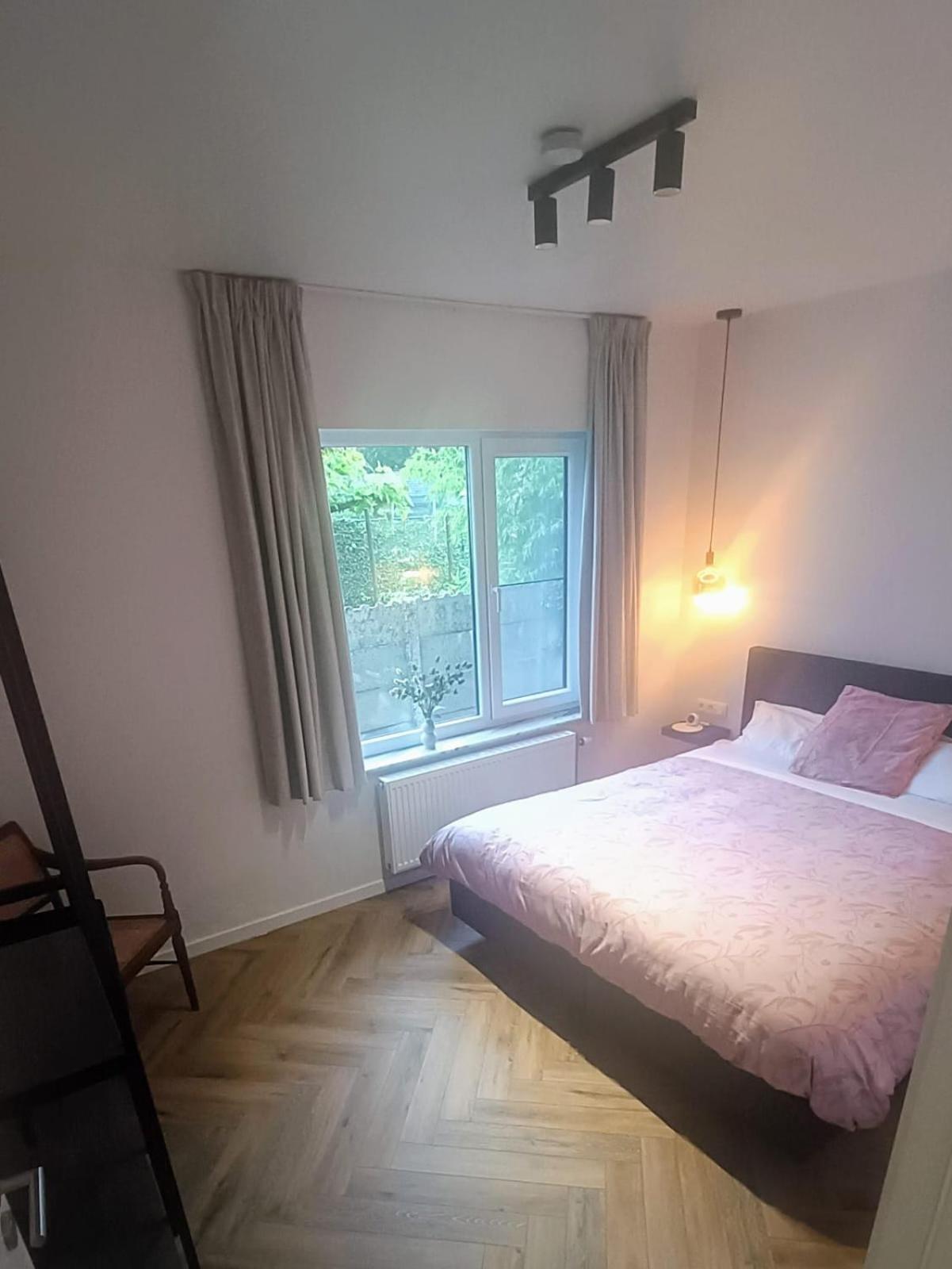 B&B Casa Roman & Vakantiewoning Voor 1 Pers Tot Max 32 Personen Zonhoven ภายนอก รูปภาพ