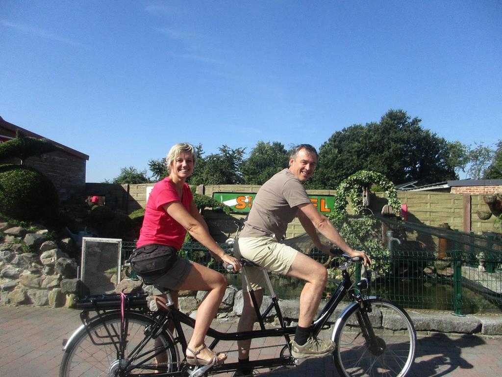 B&B Casa Roman & Vakantiewoning Voor 1 Pers Tot Max 32 Personen Zonhoven ภายนอก รูปภาพ