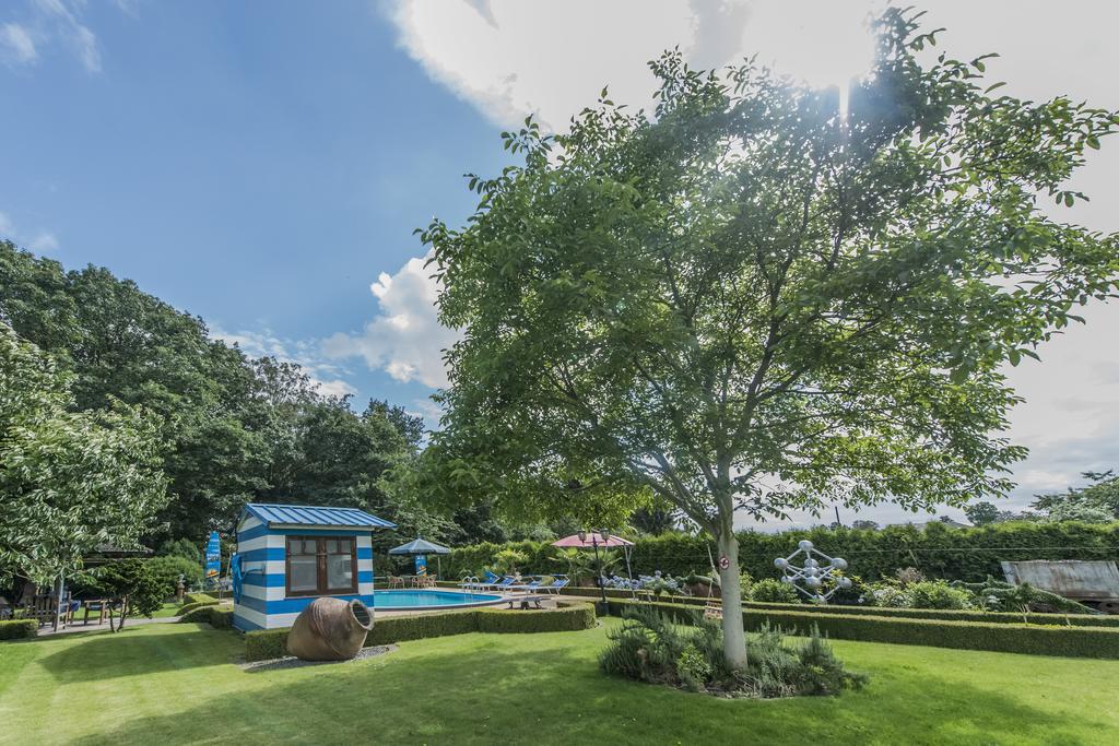 B&B Casa Roman & Vakantiewoning Voor 1 Pers Tot Max 32 Personen Zonhoven ภายนอก รูปภาพ